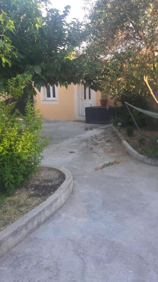 Ogooue Studio Carpentras Exterior foto